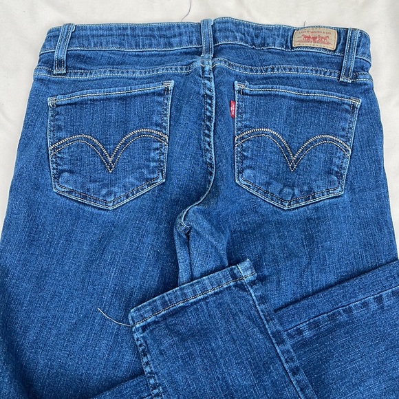 Levi’s 524 Jeans Too Superlow Size 5. - Picture 3 of 3
